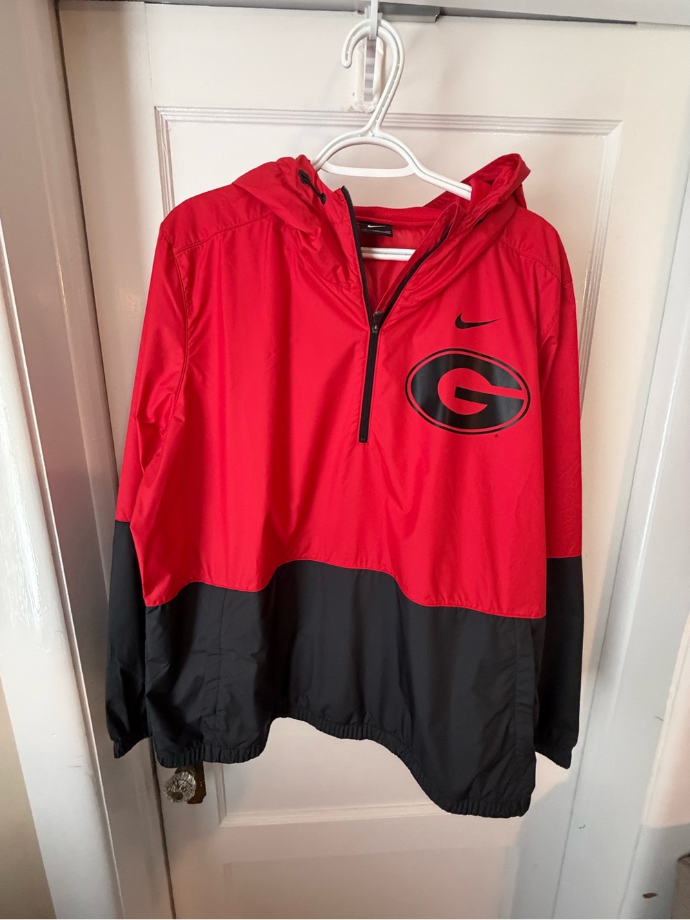 Nike Red and Black Georgia Bulldogs Half-Zip Windbreaker